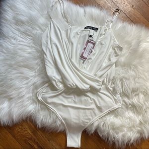 NWT BooHoo bodysuit